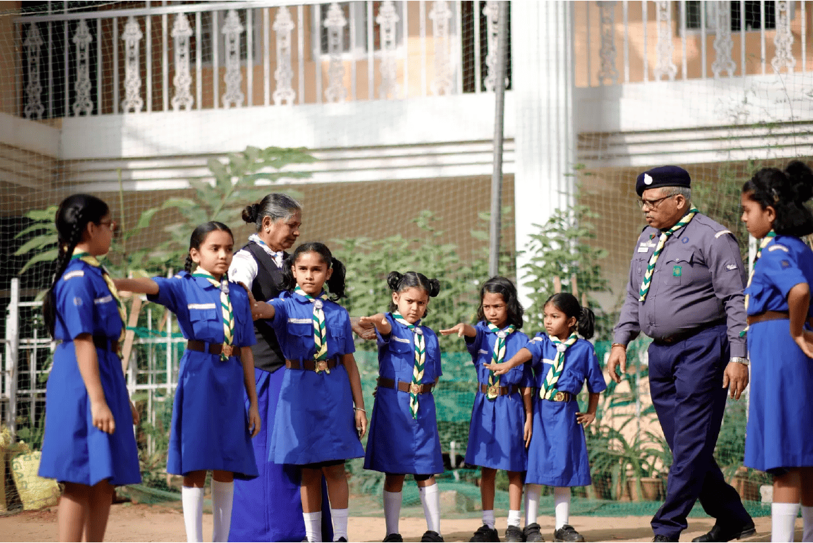 Scouts & Guides